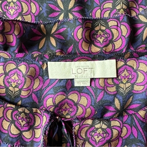 LOFT |  NWOT | LONG SLEEVED BOHO BLOUSE NAVY BLUE PURPLE | SIZE: EXTRA SMALL - Picture 9 of 11